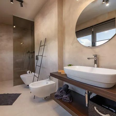 Noble Strandnahe Mit Meerblick, Privatpool, Gym, Nur 700 Meter Zum * بوريتش