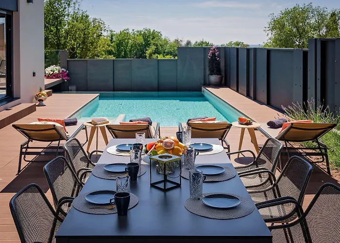 Casa vacanze Noble Strandnahe Mit Meerblick, Privatpool, Gym, Nur 700 Meter Zum *